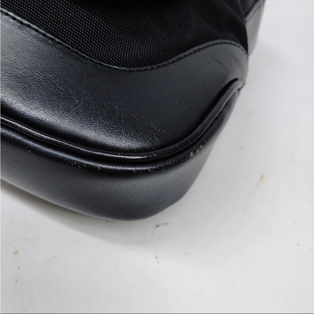 Gucci Jackie Black Shoulder Bag with Piston Lock EUC - Picture 7 of 17